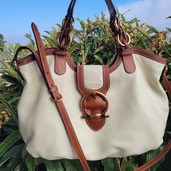 Salvatore Ferragamo Gancini Shoulder Bag Ivory and Brown Leather Gold Hardware - Picture 15 of 15